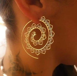 Spiral Heart Earrings, Gold